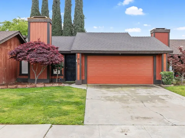 915 E Oakridge Avenue, Visalia, CA 93292