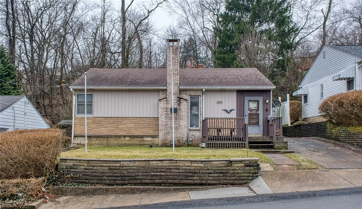 1375 Washington Blvd photo 1