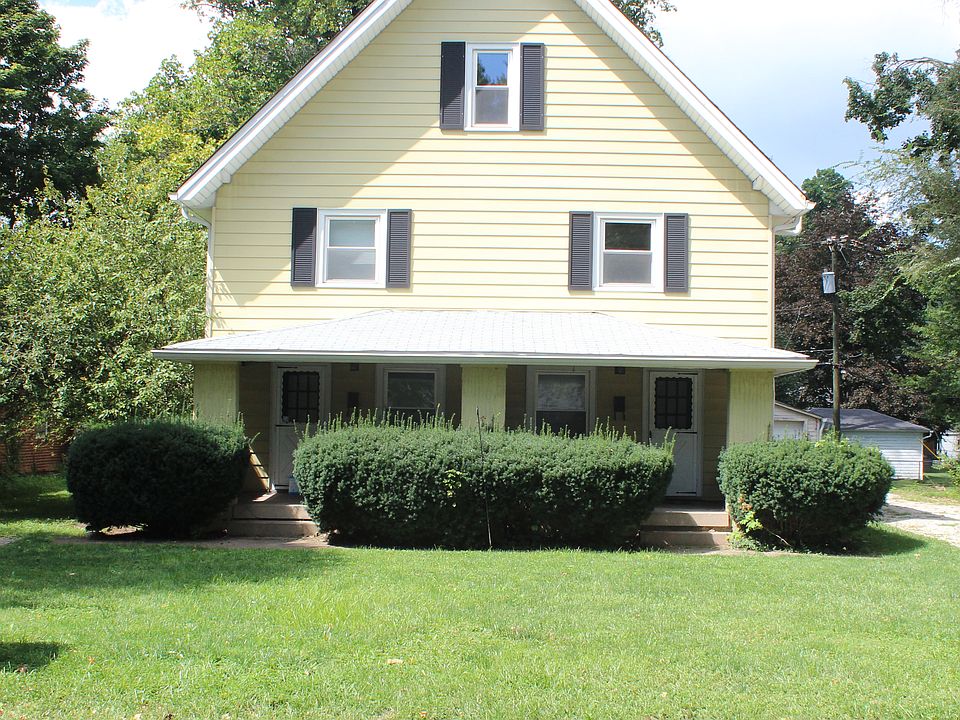 1st image of 5872 Rosslyn Ave #5872