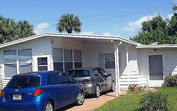 2nd image of 11 Camino Real Ct