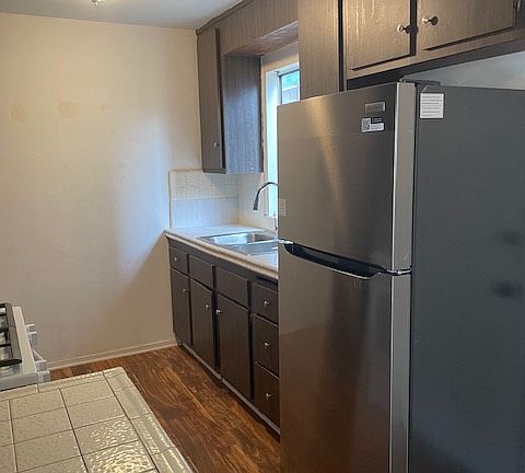 2nd image of 631 N Maltman Ave