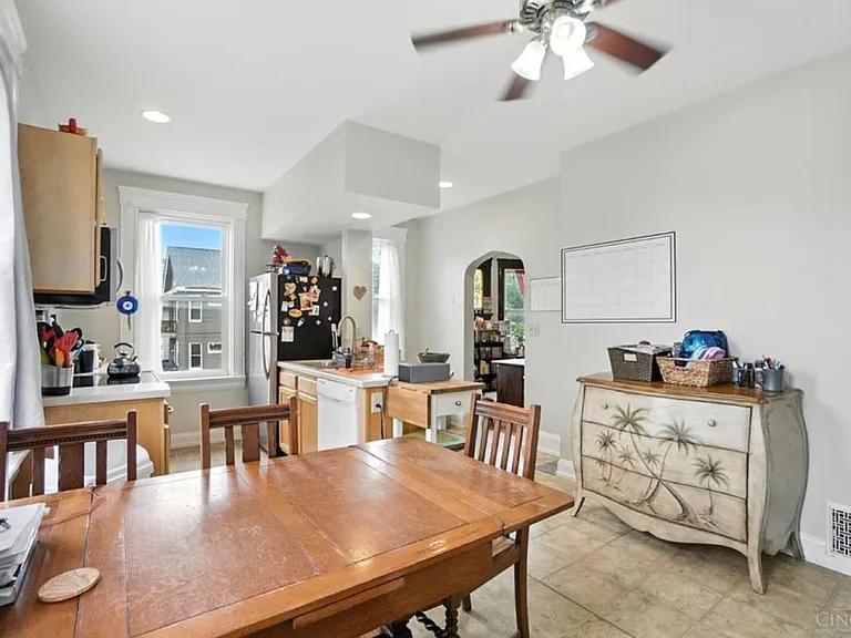 4002 Floral Ave #4002 — Photo 7