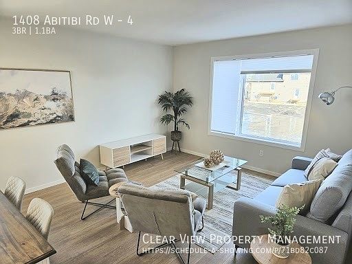 3rd image of 1408 Abitibi Rd W #4