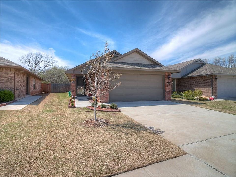 1st image of 5811 Clearwater Dr