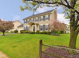 1993 Garfield Ave, Aurora, IL 60506