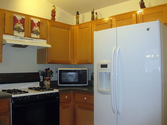 5th image of 3409 Avonmore St Unit 103