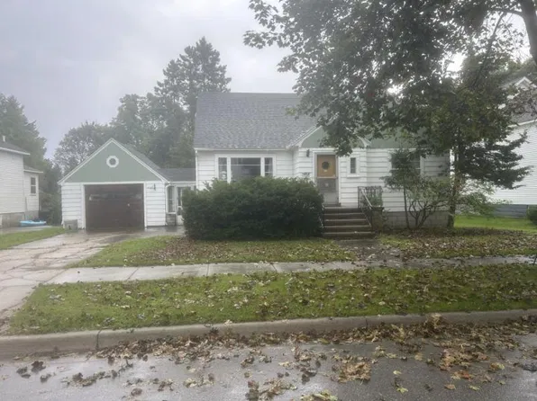 1016 S 1st Ave, Alpena, MI 49707