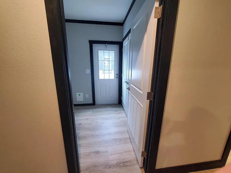 743 Chalet Ave — Photo 12