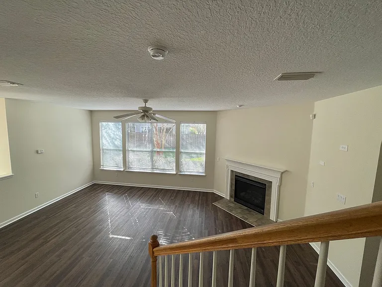 3125 E Banister Rd — Photo 26