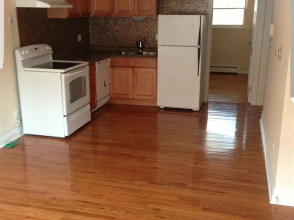 1st image of 424 S Euclid Ave #Garden