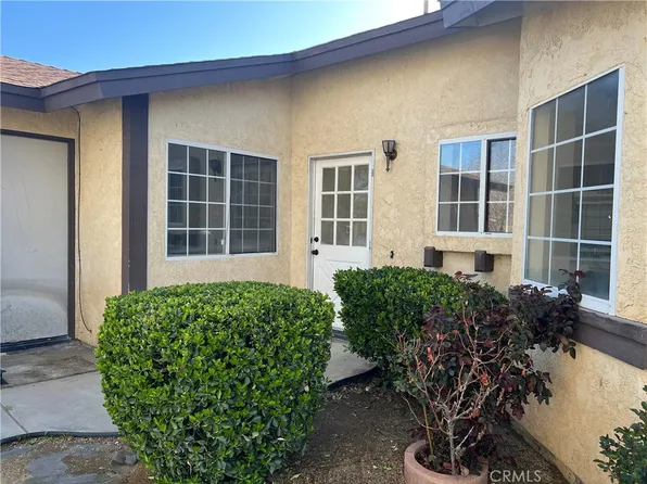 44717 27th St E, Lancaster, CA 93535