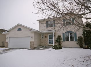 4612 57th St NW, Rochester, MN 55901