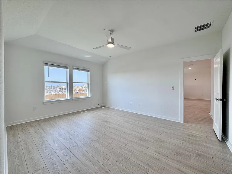 1821 Lazy Acres — Photo 16