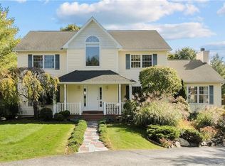 16 Tango Ln, Carmel, NY 10512