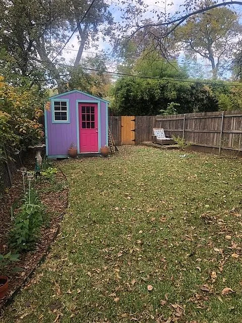 2 bed, 1028 sqft, $2,000 — Photo 3