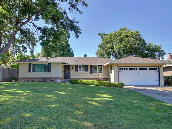 2nd image of 4011 Las Pasas Way
