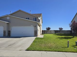 1610 NE Cinder Loop, Mountain Home, ID 83647