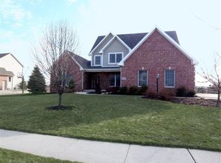 5825 Red Leaf Ln, Monclova, OH