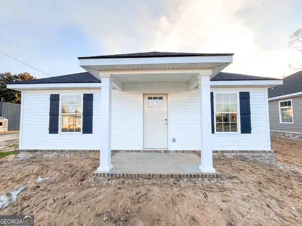 258 Proctor St, Statesboro, GA 30458