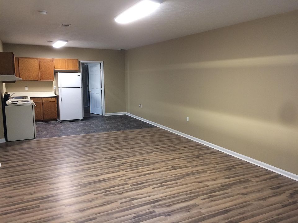 1st image of 1201 Arlington Dr #17