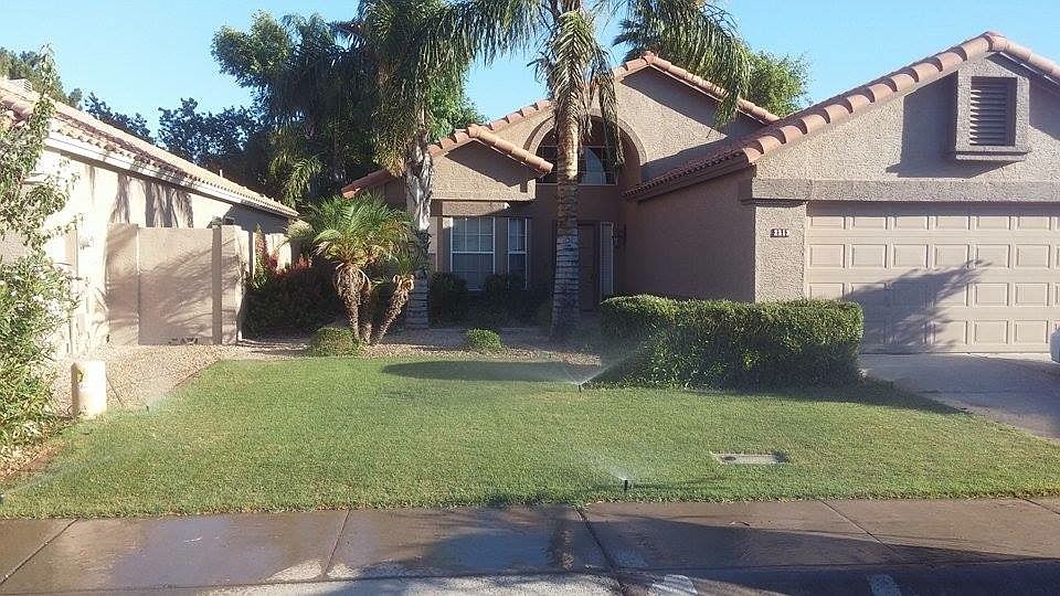 1st image of 2313 E Lakecrest Dr