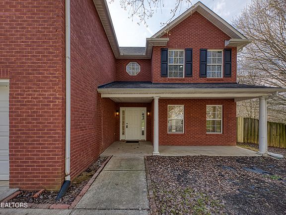 3rd image of 3121 Gose Cove Ln