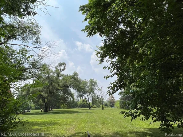 0 Louisa Dr, Van Buren Twp, MI 48111