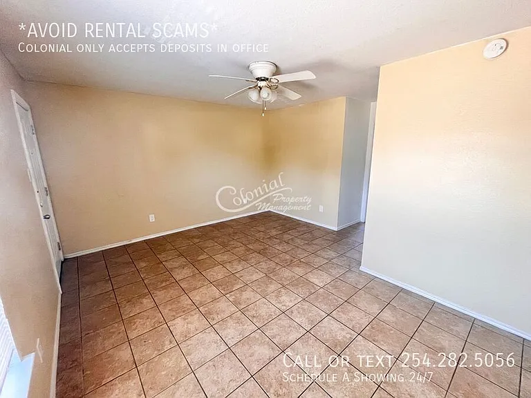 1703 Benttree Dr #B — Photo 4