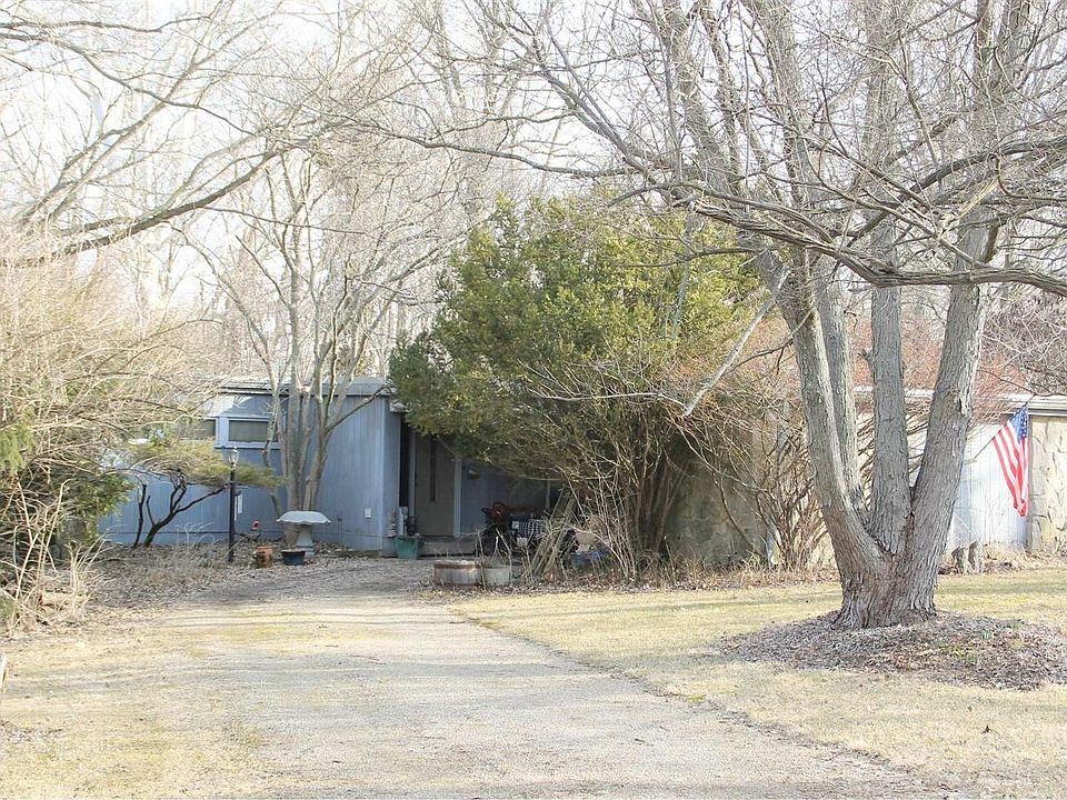 2nd image of 786 Carruthers Dr