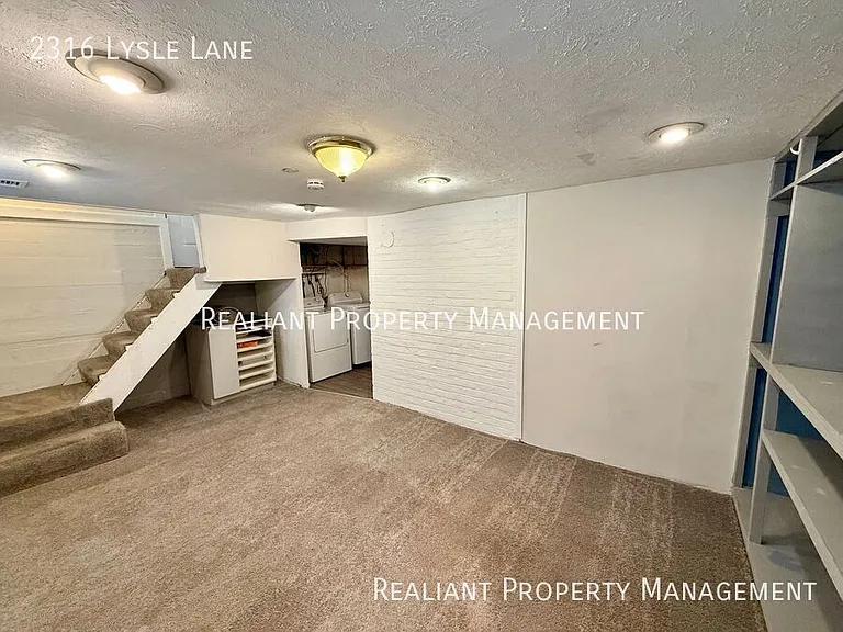 2316 Lysle Ln — Photo 15