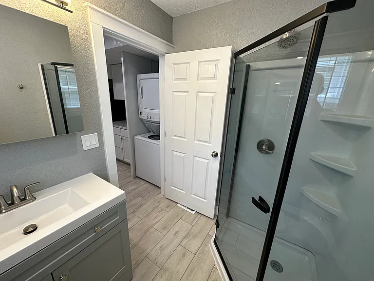826 E 21st Ave #1 — Photo 13
