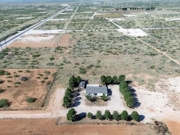 4704 SW 4000th, Andrews, TX 79714