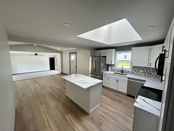 2nd image of 701 N 85th St