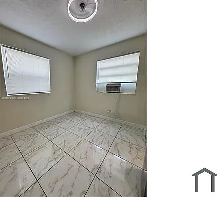 Studio, 340 sqft, $1,200 — Photo 3