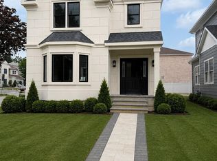 165 Evans Ave, Albertson, NY 11507