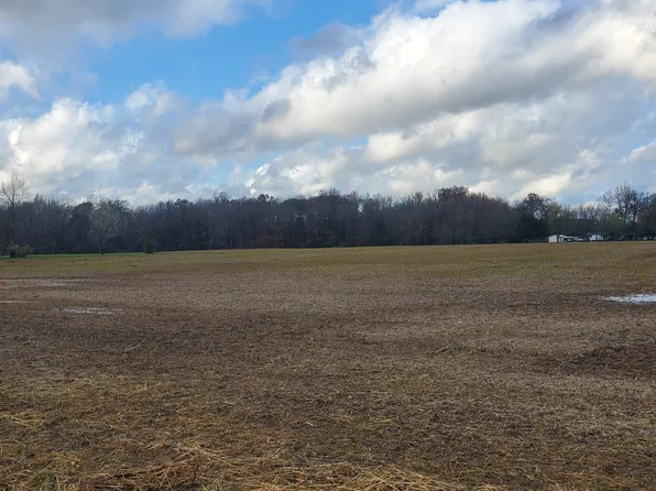 6614 S County Road 1025 E, Crothersville, IN 47229