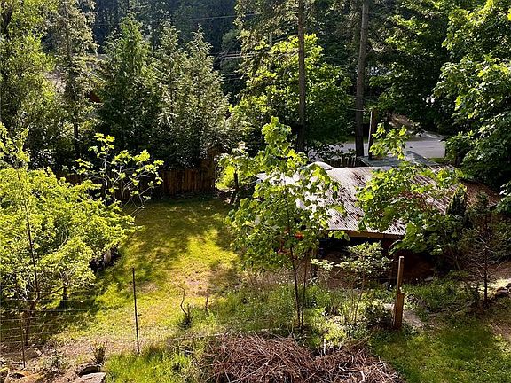 2nd image of 966 Harrison Way