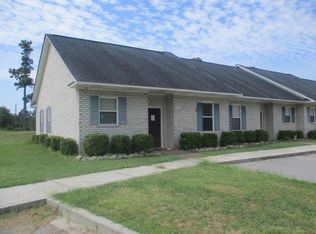 1341 Davenport Dr, Manning, SC 29102