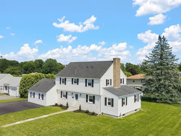 807 N Eastern Ave, Fall River, MA 02720