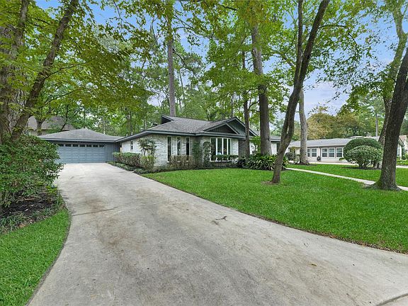 2nd image of 1907 Hickory Creek Dr