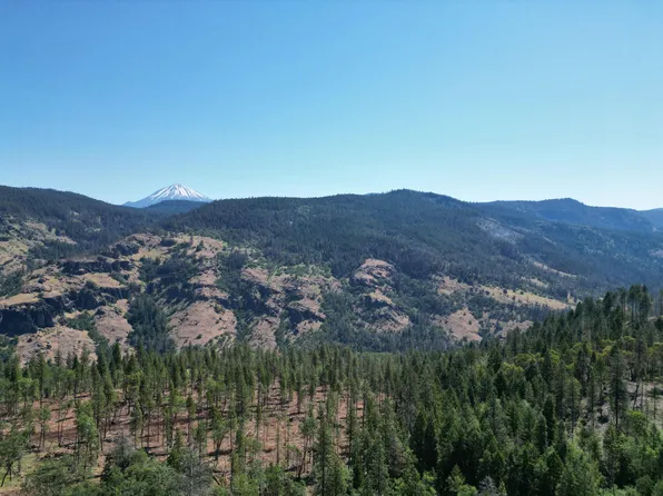 0 Little Butte Dr, Eagle Pt, OR 97524