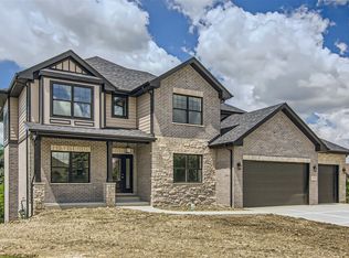 9279 Maura Ct, Frankfort, IL 60423