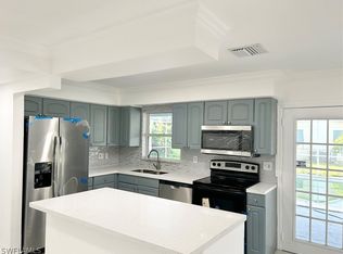 409 E Penn Rd, Lehigh Acres, FL 33936