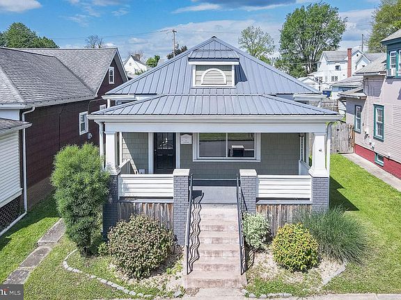 2nd image of 1606 Oneida St