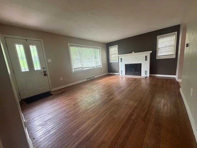 1205 E Wyomissing Blvd — Photo 4