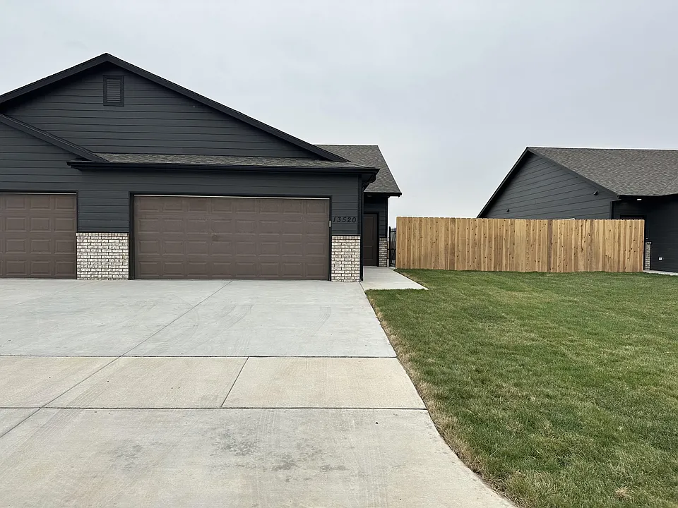 13522 W Haskell Ct