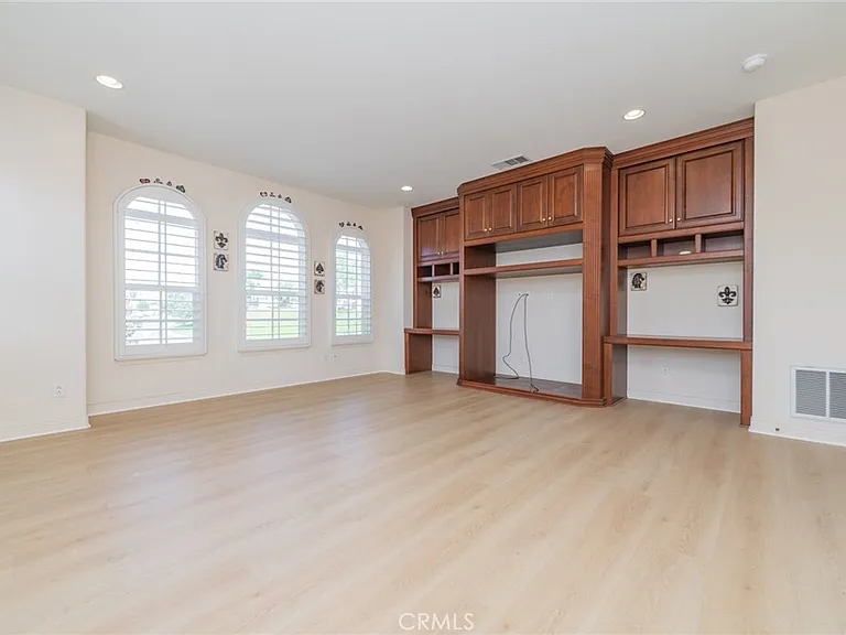 5435 Vista Del Mar — Photo 45