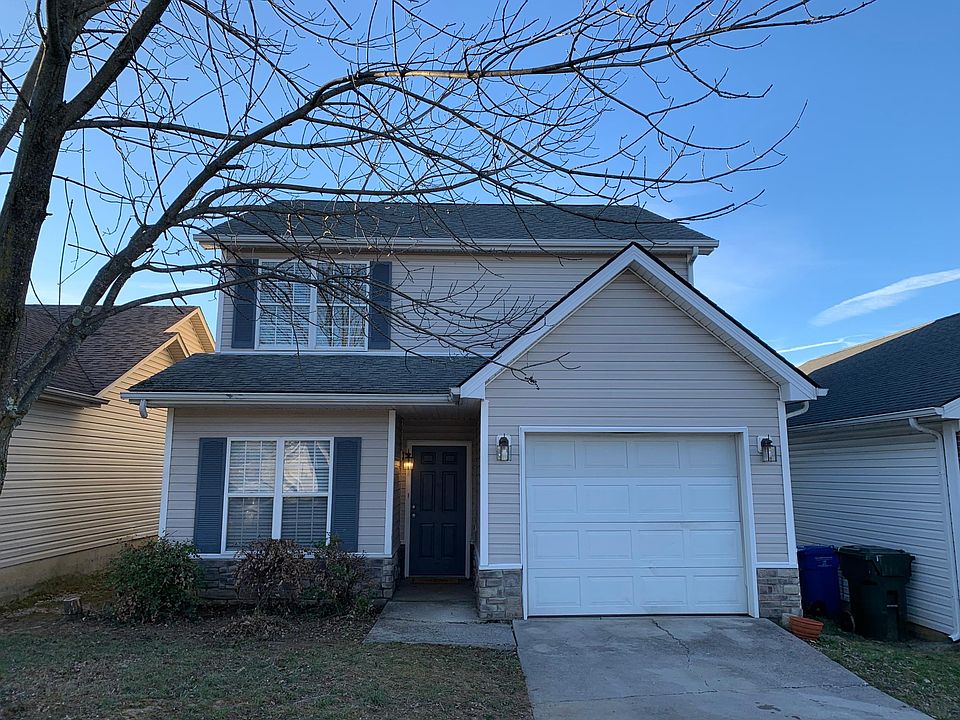1st image of 653 Danby Woods Dr