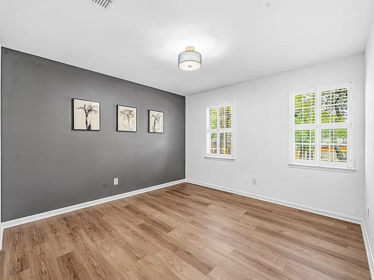 10622 Inwood Dr — Photo 35