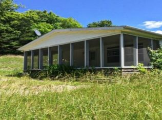 367 Redbud Hill Rd, Gallipolis, OH 45631